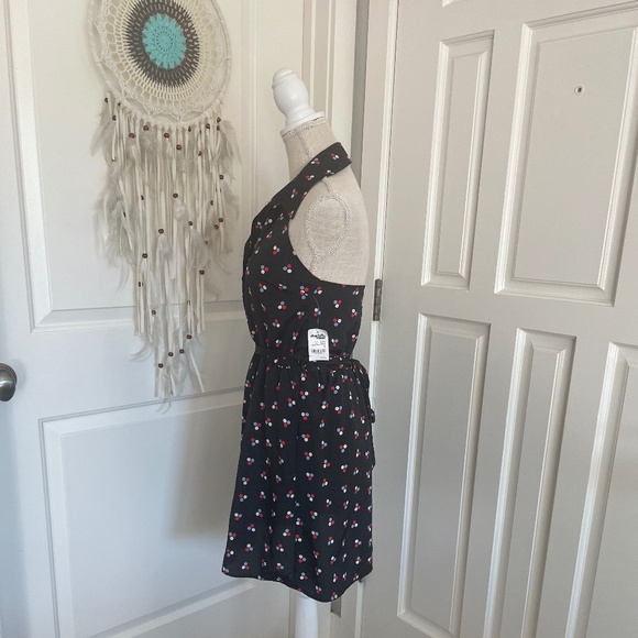 Charlotte Russe | NWT Made in USA Halter V-Neck Floral Mini Dress with Belt, S - Picture 4 of 15